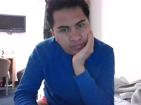 sweetpinoy2027 online show from April 23, 2026, 6:32 pm