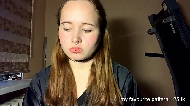 RollDols online show from December 22, 2025, 5:15 am