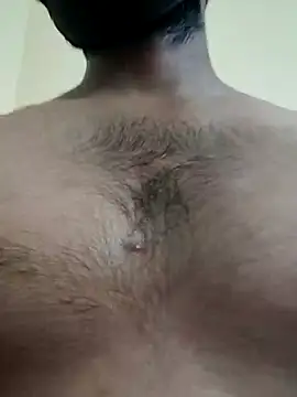 bnglrboy0886 online show from May 5, 2026, 7:38 am