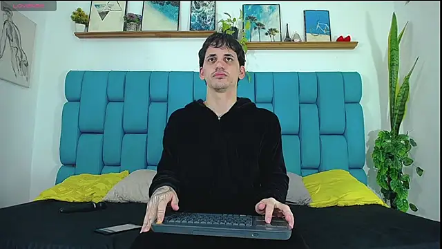 boy Dirty X online show from May 3, 2026, 4:07 am
