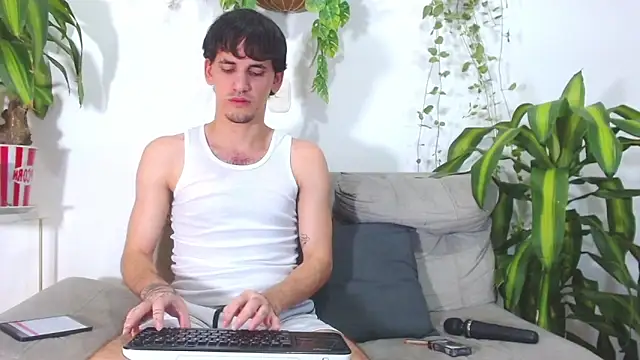 boy Dirty X online show from June 13, 2026, 5:38 am