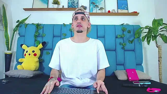 boy Dirty X online show from July 18, 2026, 9:24 am