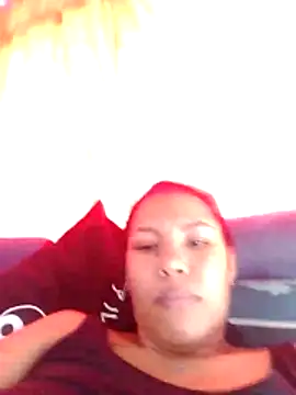 aNicoll online show from December 17, 2025, 5:08 pm