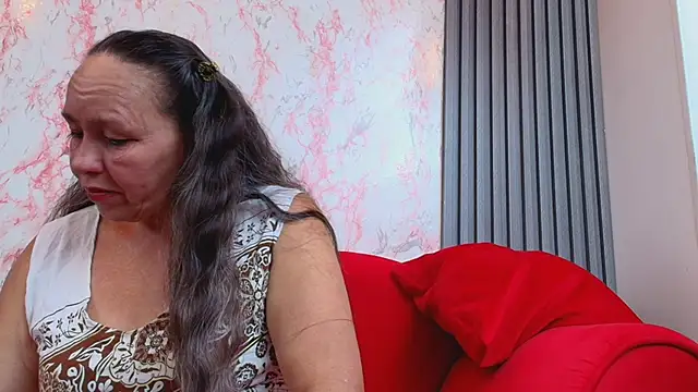 Helenna Rose online show from March 5, 2026, 2:02 pm