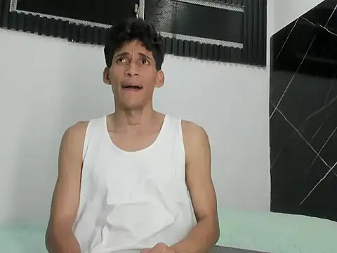 Emer santos online show from March 3, 2026, 7:42 pm