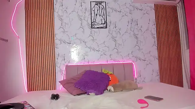 Jessika ortiz online show from March 30, 2026, 3:29 am