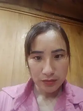 Belinda-686 online show from December 17, 2025, 1:00 am