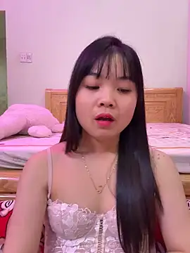    KARA    online show from February 3, 2026, 2:53 am