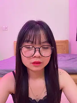 Snapshot of ___KARA___ chatting on February 20, 2026, 12:51 am KARA online show from February 20, 2026, 12:51 am