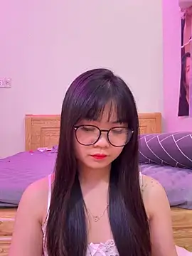 Snapshot of ___KARA___ chatting on February 28, 2026, 7:09 am KARA online show from February 28, 2026, 7:09 am