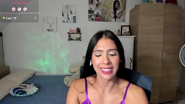 Snapshot of VEROSlen- chatting on March 19, 2026, 3:10 am VEROSlen- online show from March 19, 2026, 3:10 am