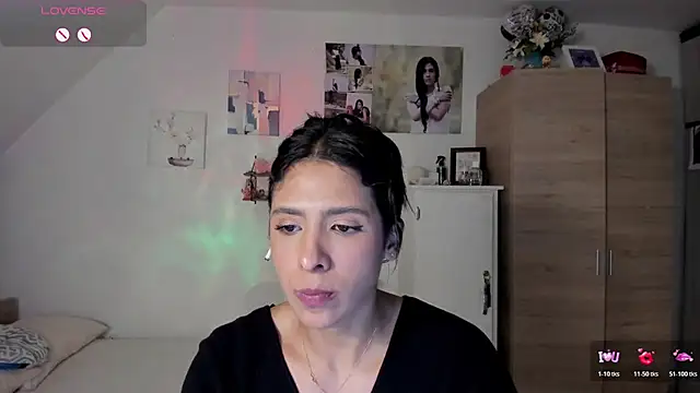 Snapshot of VEROSlen- chatting on July 13, 2026, 3:42 am VEROSlen- online show from July 13, 2026, 3:42 am