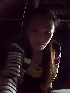 Girl cutee online show from December 22, 2025, 11:40 am