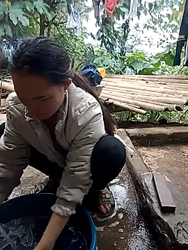 Girl cutee online show from January 9, 2026, 2:14 am