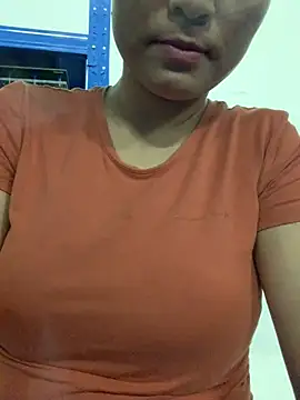 Snapshot of Girl_sexyy1 chatting on July 10, 2026, 11:13 am Girl sexyy1 online show from July 10, 2026, 11:13 am
