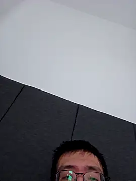 Snapshot of Slimguy0 chatting on December 20, 2025, 4:19 am Slimguy0 online show from December 20, 2025, 4:19 am