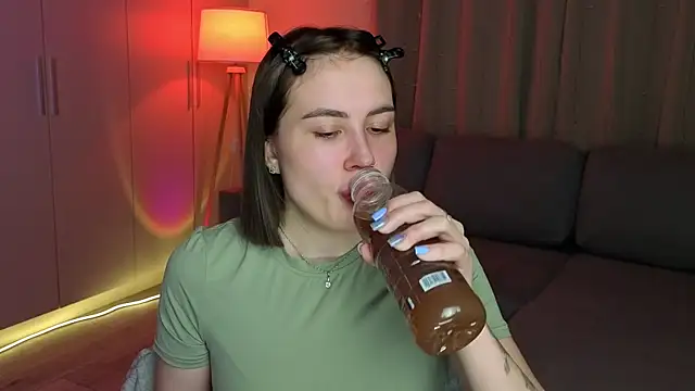 Aurelia Voss online show from March 21, 2026, 5:45 am