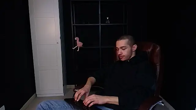 KaydenDrew online show from February 3, 2026, 6:22 am