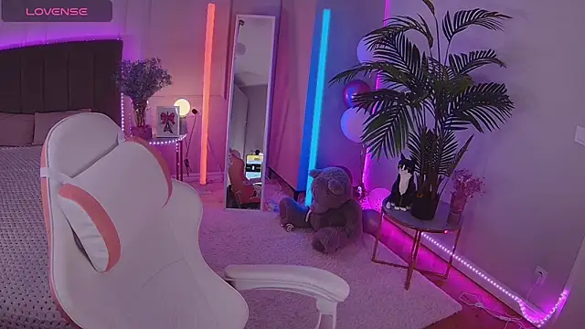 Snapshot of Dayana_Foxy chatting on December 19, 2025, 7:59 am Dayana Foxy online show from December 19, 2025, 7:59 am