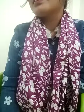 Meenu rani7 online show from December 18, 2025, 6:19 am