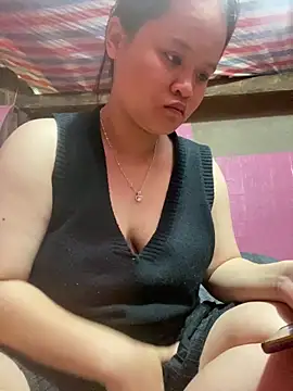 Thanhhuyen001 online show from December 21, 2025, 5:14 am