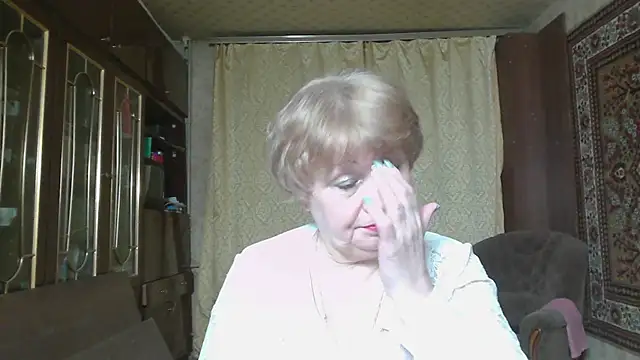 Casey peach online show from May 12, 2026, 6:05 pm
