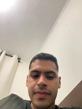 HotWhisper22 online show from December 18, 2025, 3:45 am