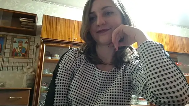 MysticSteph online show from February 2, 2026, 4:38 pm