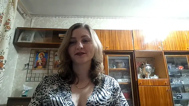 MysticSteph online show from February 4, 2026, 4:35 pm