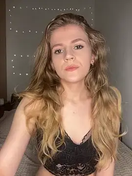 AmilenA online show from January 13, 2026, 9:09 pm