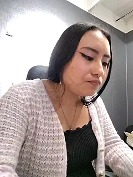 Venuz Rivers  online show from January 14, 2026, 1:39 pm