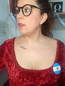 Snapshot of SofiEsteves chatting on June 24, 2026, 2:38 pm SofiEsteves online show from June 24, 2026, 2:38 pm