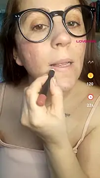 SofiEsteves online show from July 29, 2026, 1:31 pm