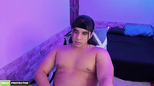 latinboyfit online show from May 2, 2026, 5:40 pm