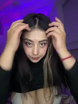 justmariee online show from March 10, 2026, 6:29 am