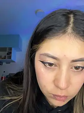 justmariee online show from March 10, 2026, 7:08 pm