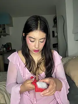 justmariee online show from March 13, 2026, 1:34 am