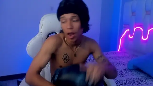 AndyKings 1 online show from February 5, 2026, 3:44 am