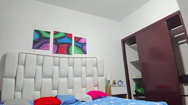 AndyKings 1 online show from June 15, 2026, 4:04 am