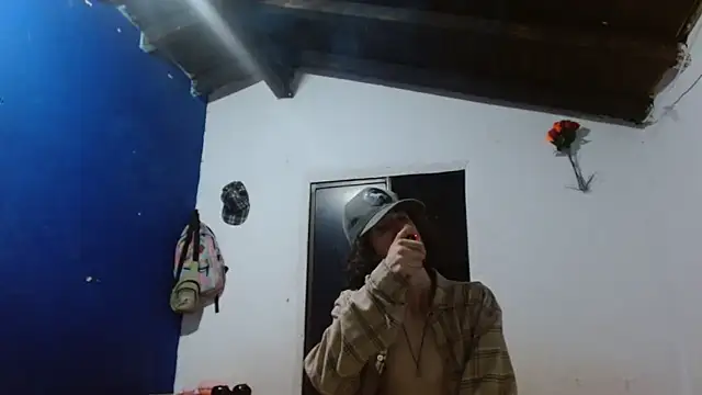 sk8-boy online show from May 27, 2026, 12:07 am