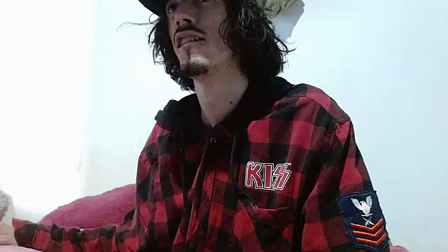 sk8-boy online show from June 28, 2026, 4:24 pm