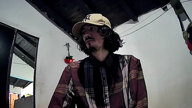 sk8-boy online show from July 31, 2026, 7:46 pm
