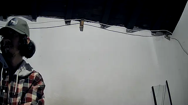 sk8-boy online show from August 2, 2026, 3:27 am