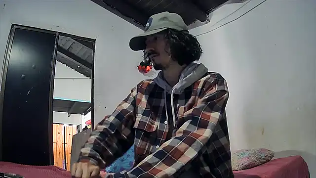 sk8-boy online show from August 5, 2026, 4:54 pm
