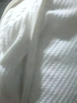 Snapshot of Camellia-Pink chatting on January 8, 2026, 12:46 am Camellia-Pink online show from January 8, 2026, 12:46 am