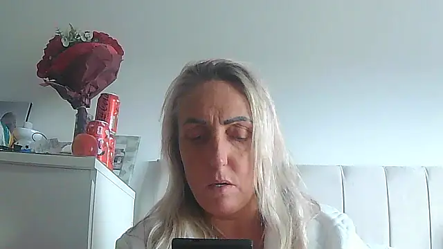 theblondecocklover online show from June 9, 2026, 3:23 pm