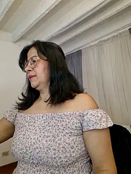 christy ant online show from April 25, 2026, 6:38 pm
