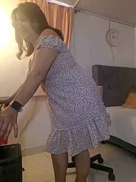 christy ant online show from June 24, 2026, 7:02 pm
