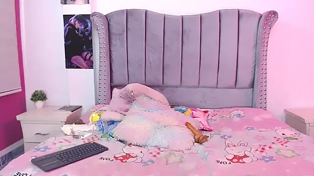 sexy abby01 online show from June 20, 2026, 3:48 pm