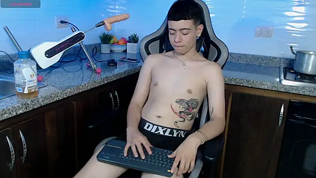 alex xhunter online show from April 23, 2026, 7:49 pm